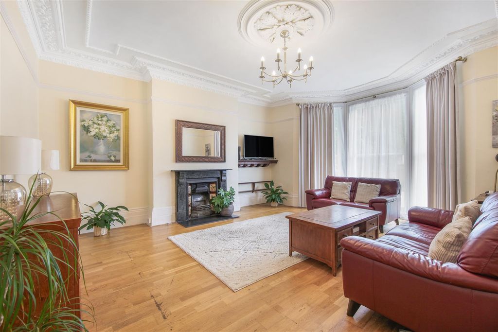 Property photo 2 of 15 235 Burrage Road - A8Rciiuslgb9Ca1Zuku6.Jpg