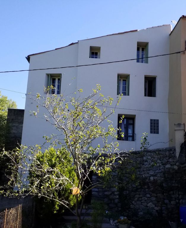 Property photo 2 of 43