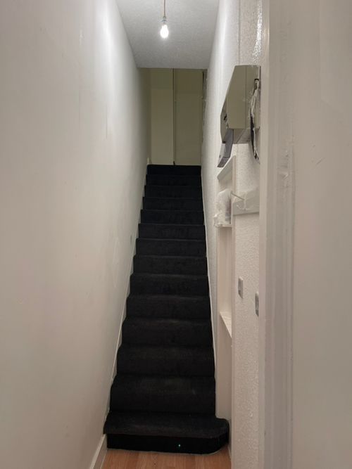 Property photo 1 of 9 Cover