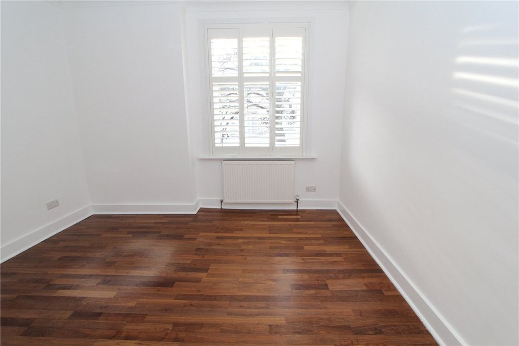 Property photo 2 of 6 Picture No. 02