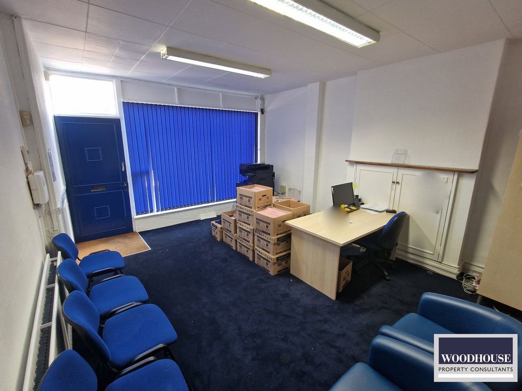 Property photo 2 of 13