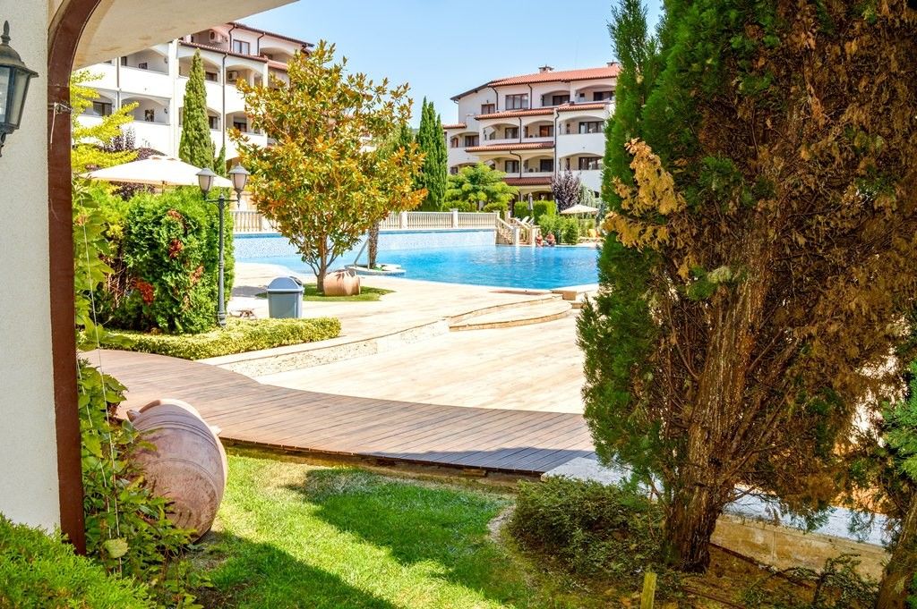 Property photo 2 of 29