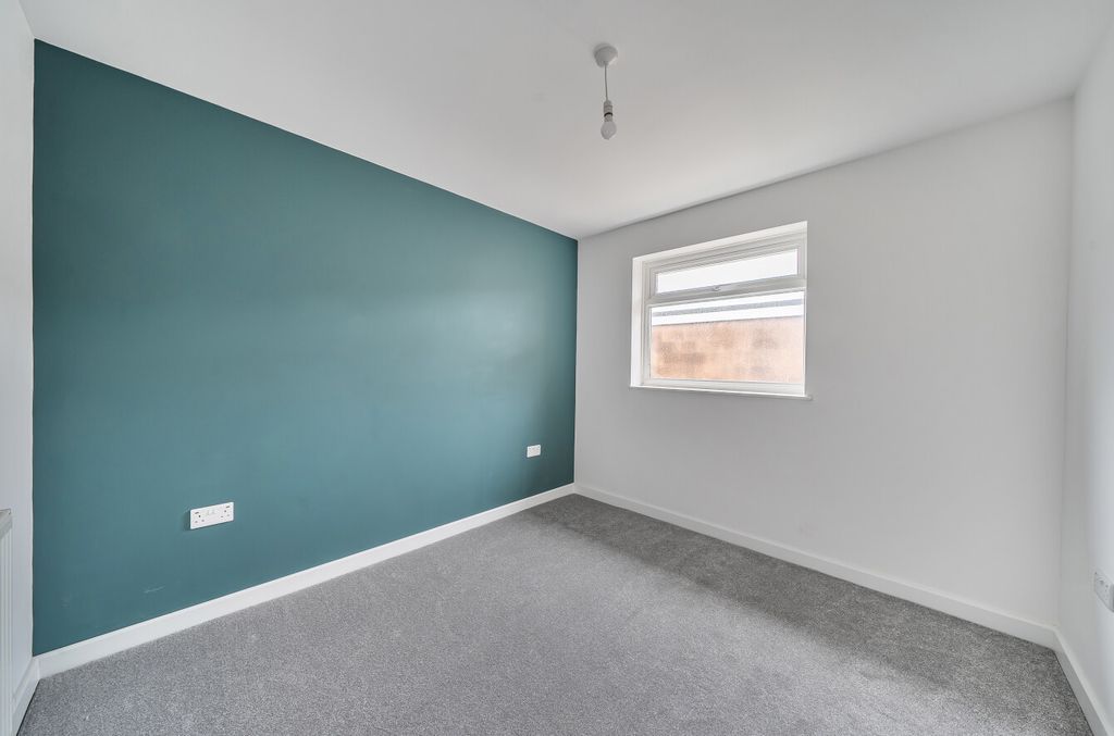 Property photo 3 of 20 Bedroom Two