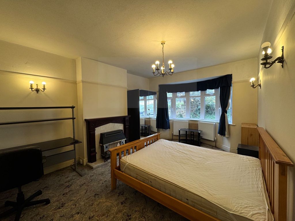 Property photo 3 of 7 Photo 3