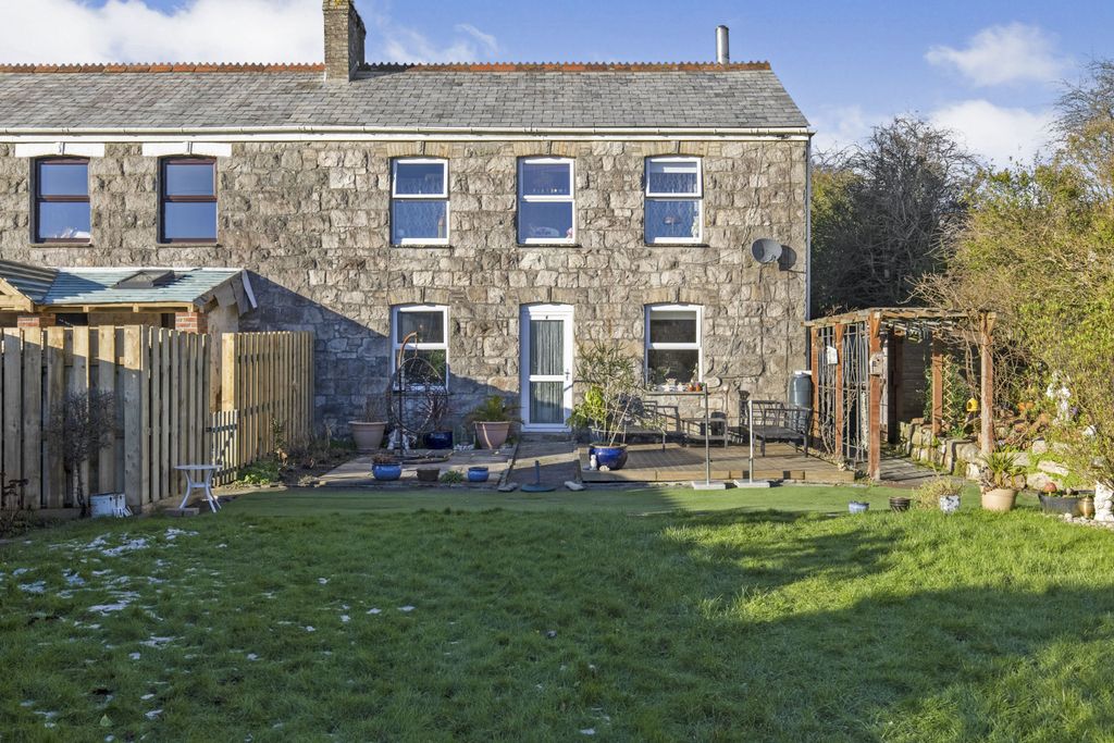Property photo 2 of 15 Photography