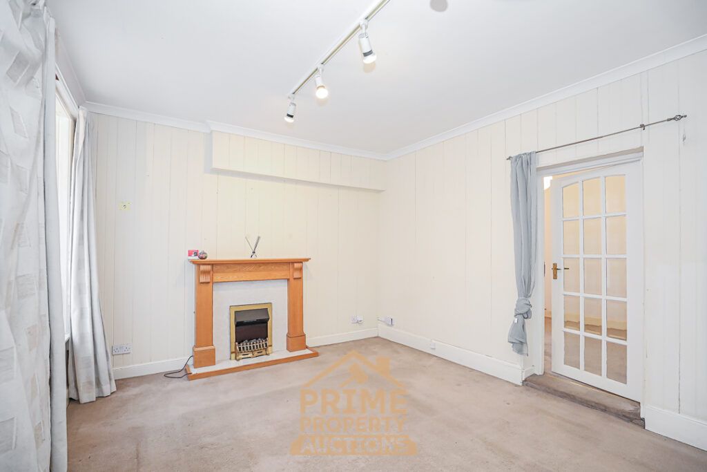Property photo 2 of 30