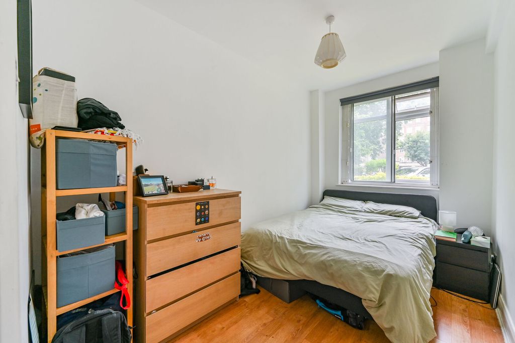 Property photo 3 of 6