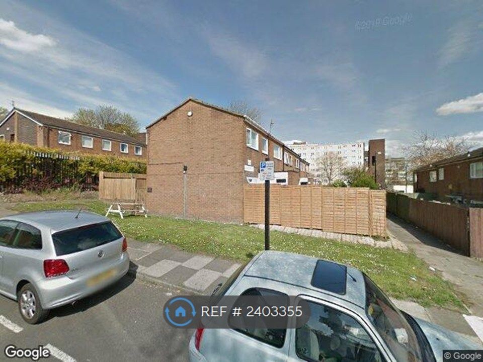 Property photo 1 of 3