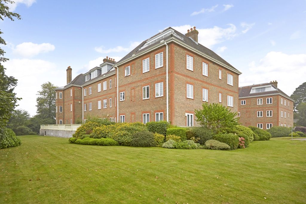 Property photo 3 of 10