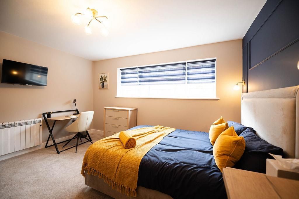 Property photo 3 of 32