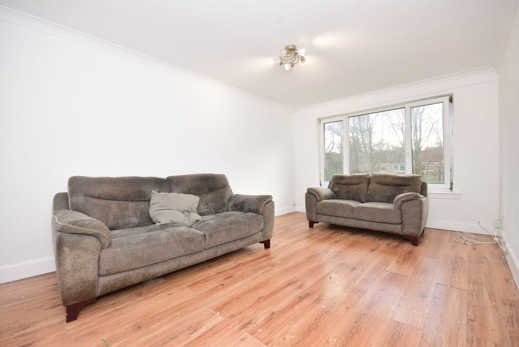 Property photo 2 of 11 Gallery