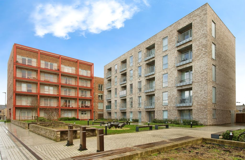 Property photo 1 of 11