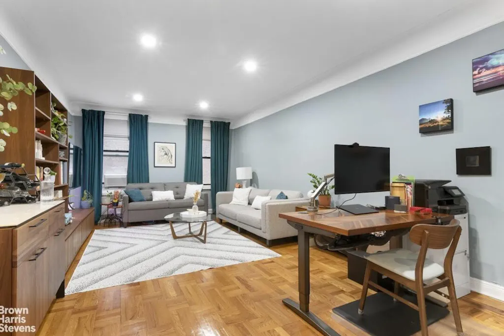 Property photo 3 of 8 <Alttext/>