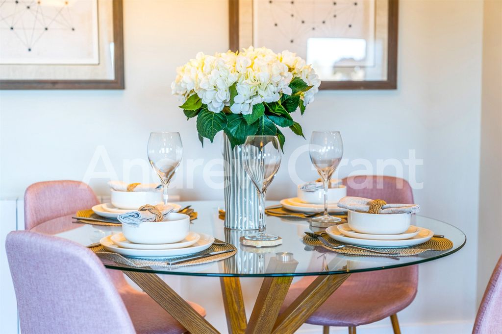 Additional image 7 of 2 bed flat to rentOrchard House, 2 Victoria Square, Droitwich WR9