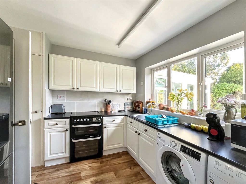 Property photo 3 of 11 Img_1245.Jpg