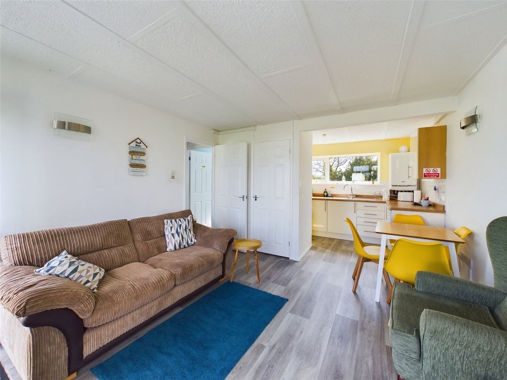 Property photo 2 of 10 Picture No. 07
