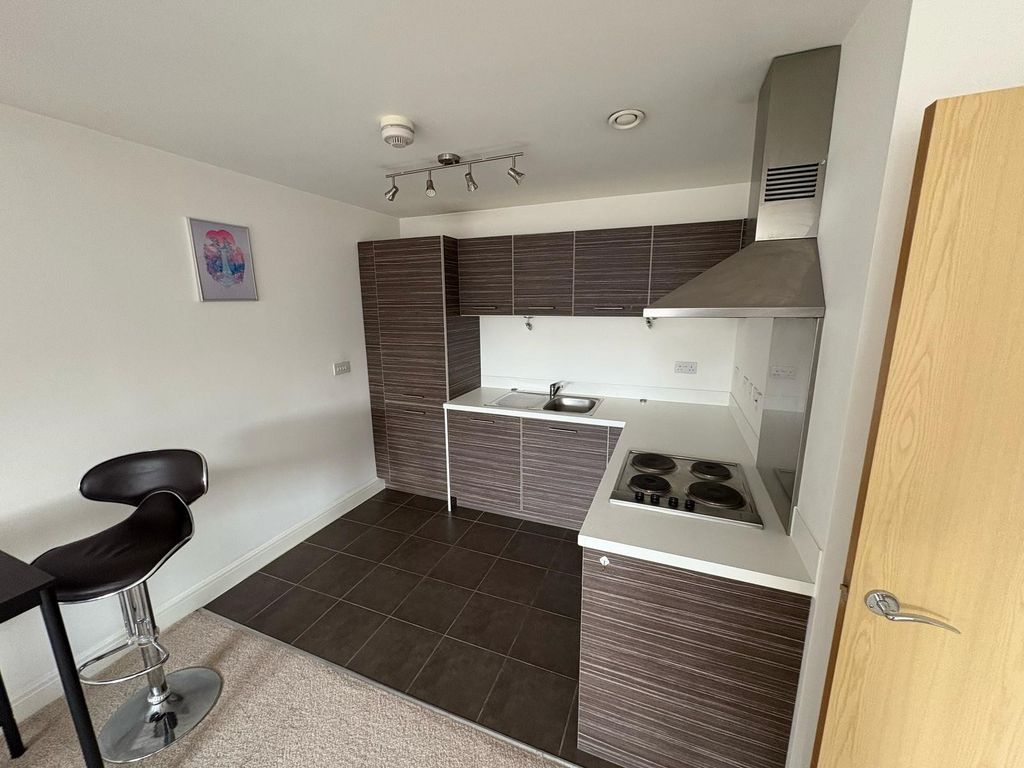 Property photo 2 of 5 Image