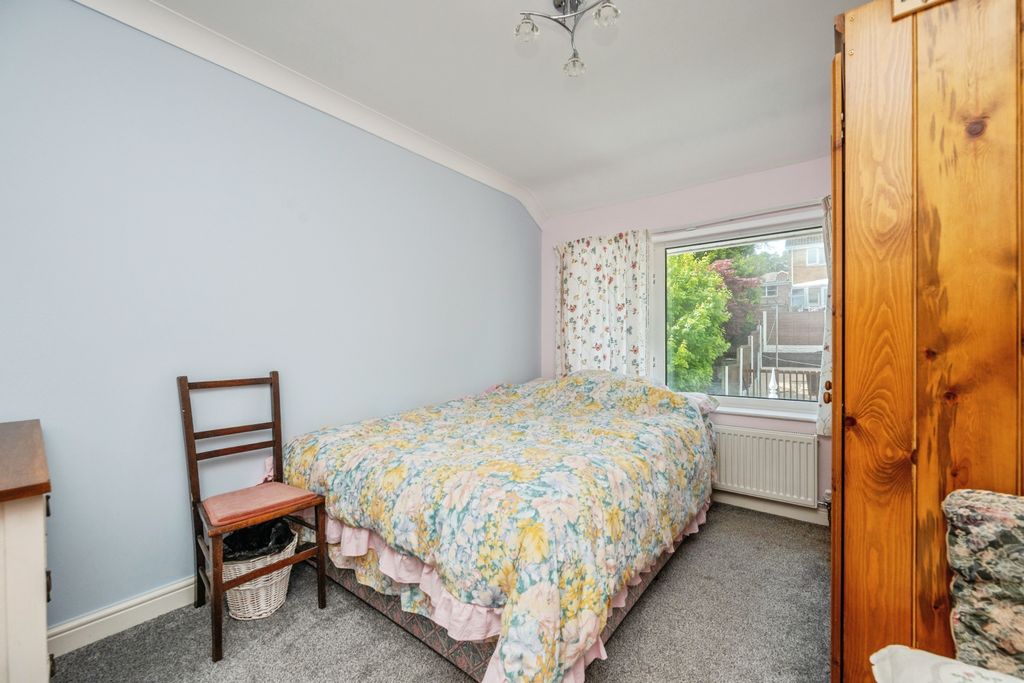 Property photo 3 of 15
