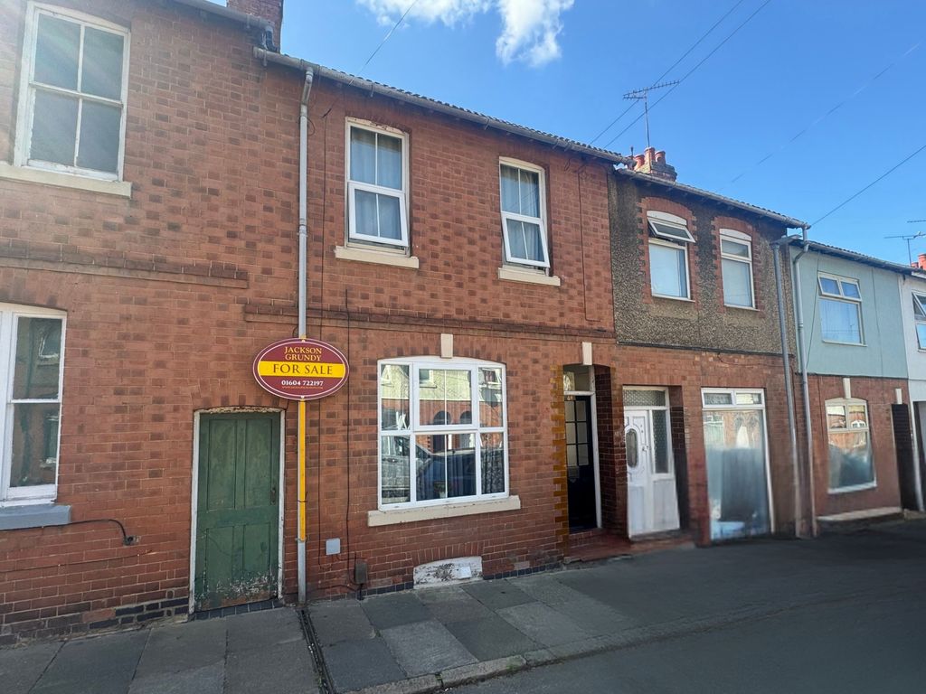 Property photo 1 of 12 Photo 12