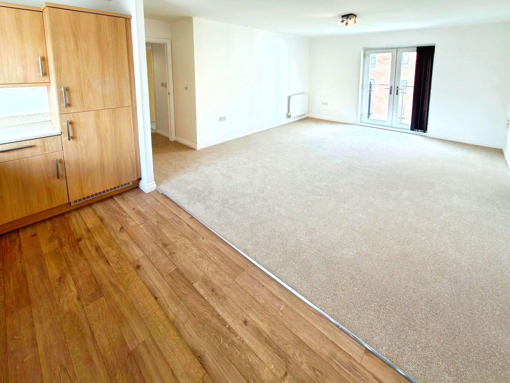 Property photo 3 of 9