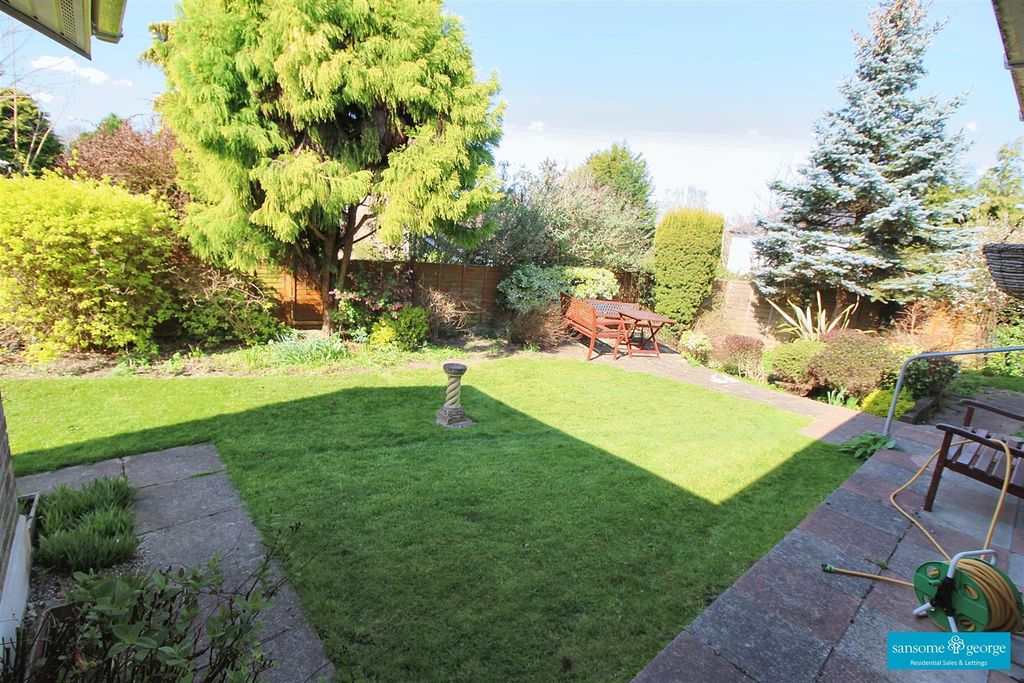 Property photo 3 of 21 Rear Garden