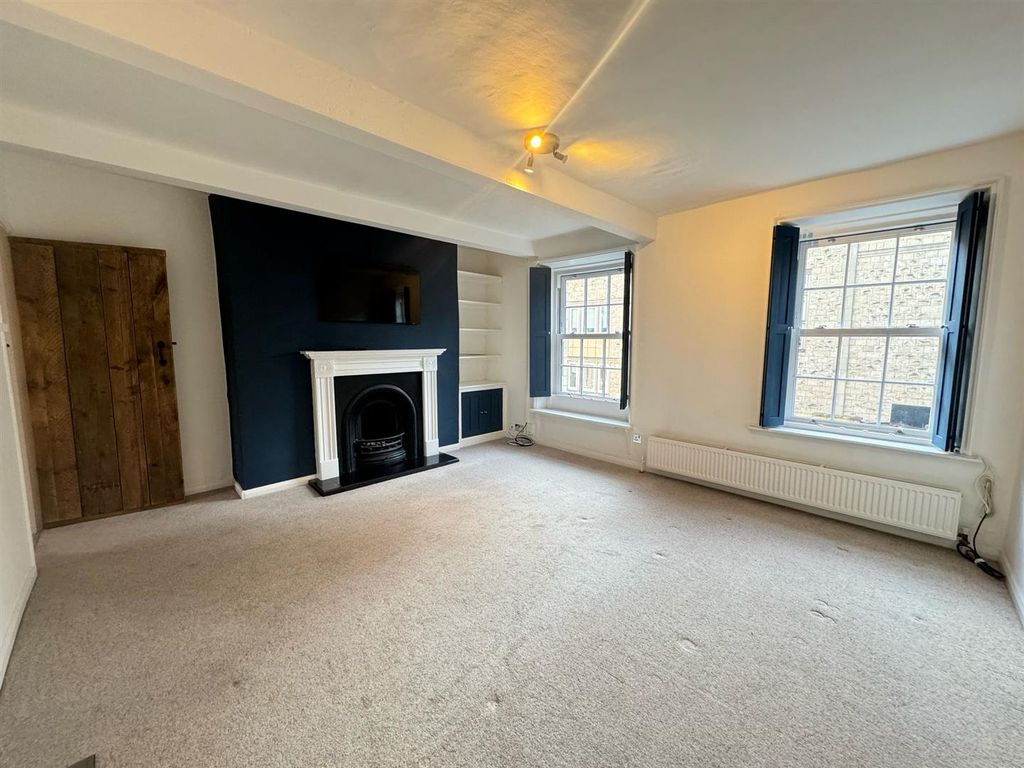 Property photo 2 of 14 Img-20250404-Wa0021.Jpg