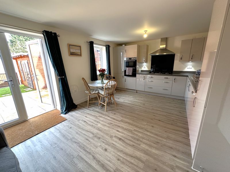 Property photo 3 of 18 Kitchen/Dining Room