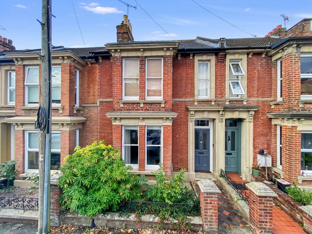 Property photo 1 of 15