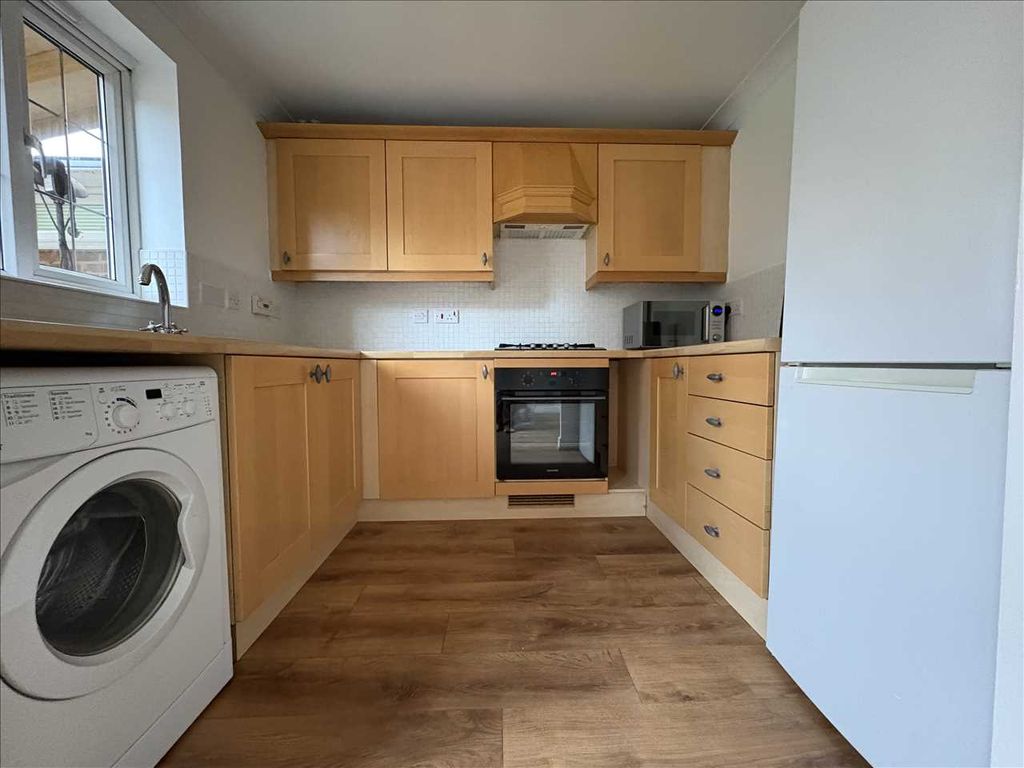 Property photo 2 of 16 Kitchen