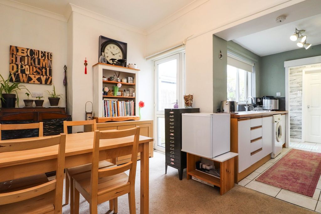 Property photo 3 of 18 Open Plan Dining Room &amp; Kitchen