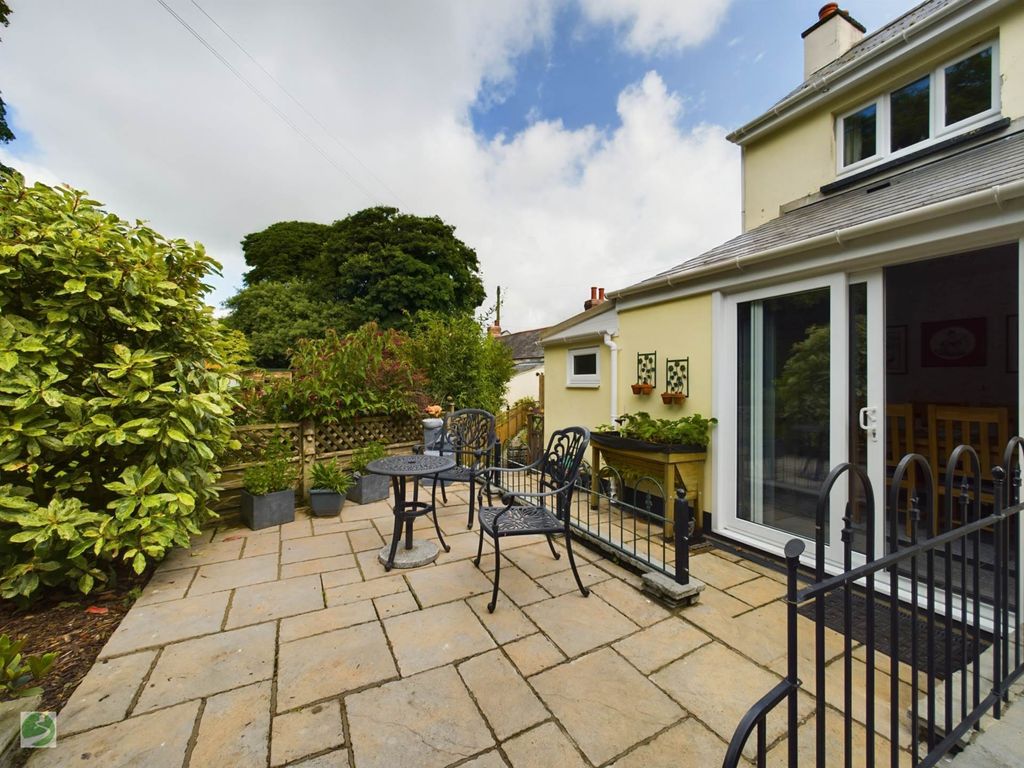 Property photo 3 of 18