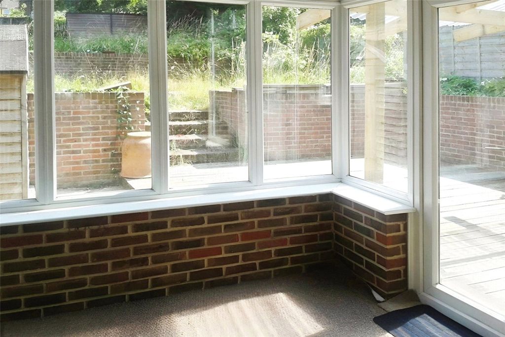 Property photo 3 of 6 Conservatory