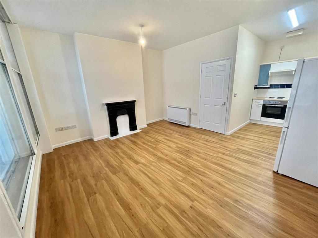 Property photo 2 of 9 Image