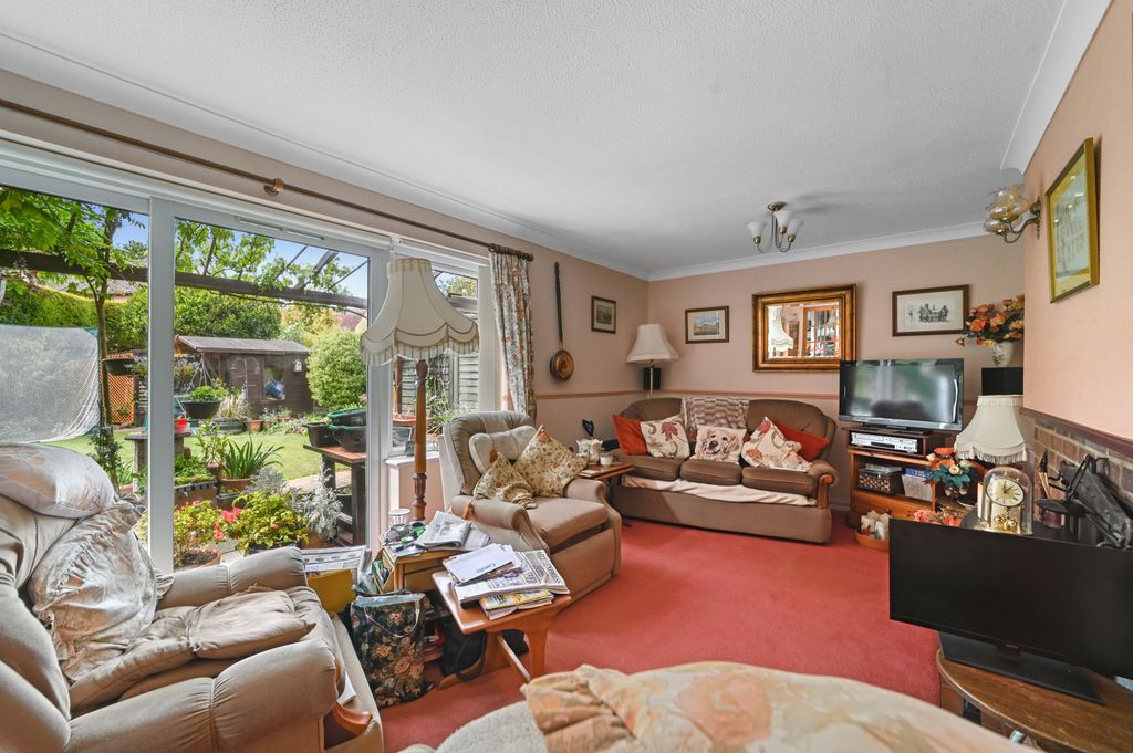 Property photo 2 of 16