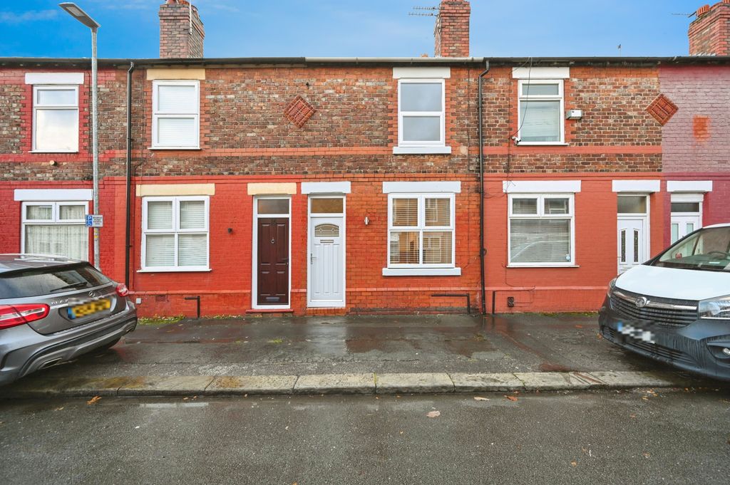 Property photo 1 of 20