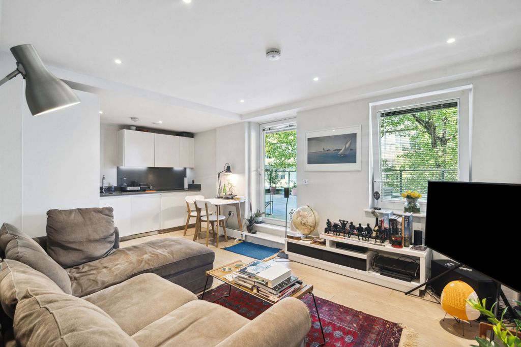 Property photo 1 of 14 1Lr.Jpg