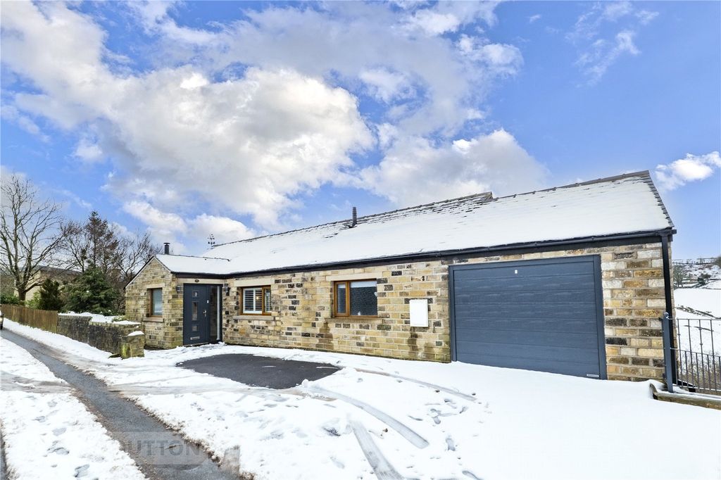 Property photo 1 of 26 Front External