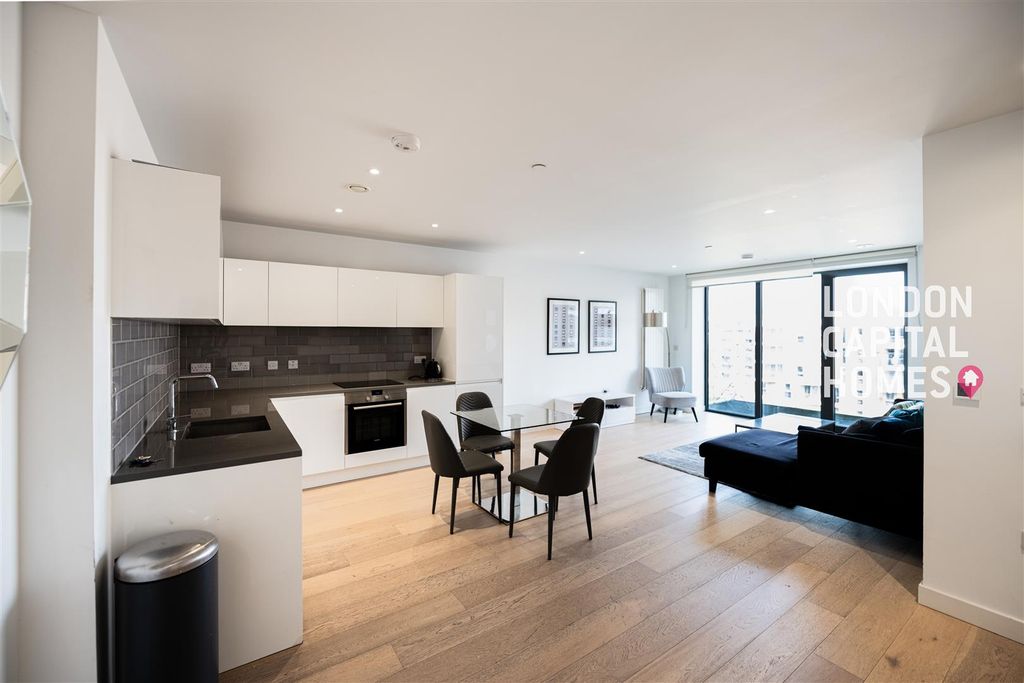 Property photo 2 of 12 Dsc_6434-Hdr.Jpg