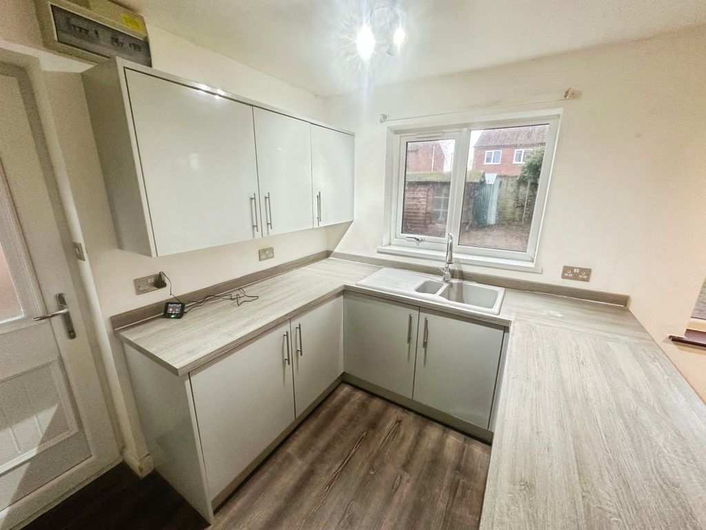 Property photo 2 of 14 Image