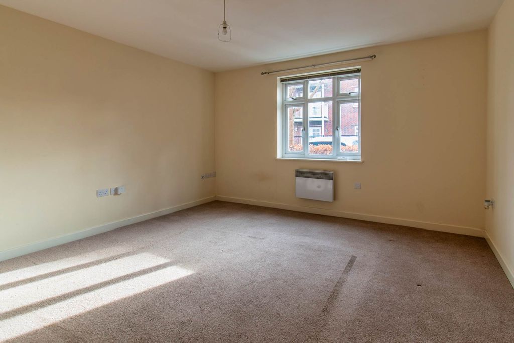Property photo 2 of 7