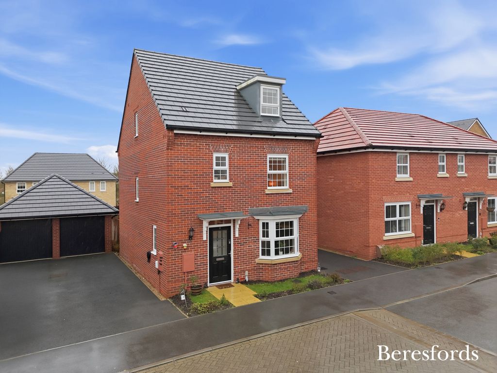 Property photo 1 of 20 Front