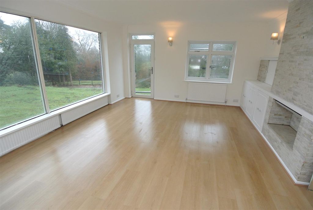 Property photo 2 of 23 Dsc_0206.Jpg