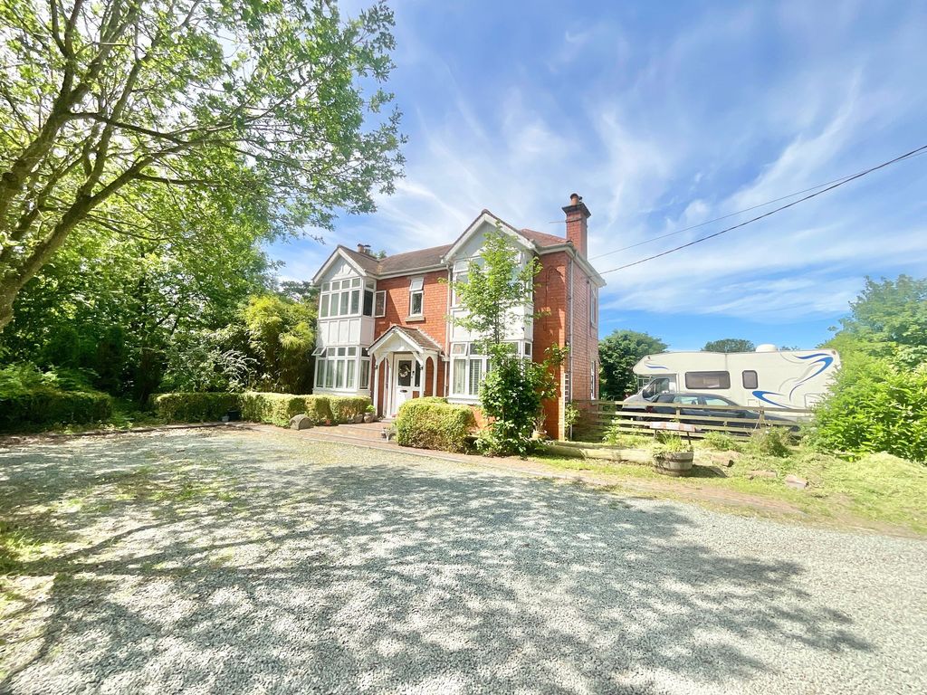 Property photo 1 of 38