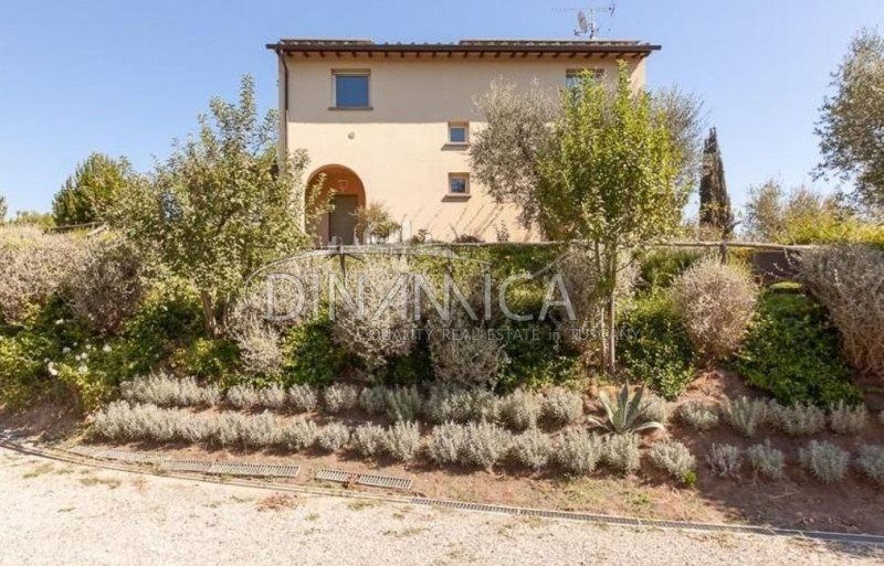 Property photo 3 of 41