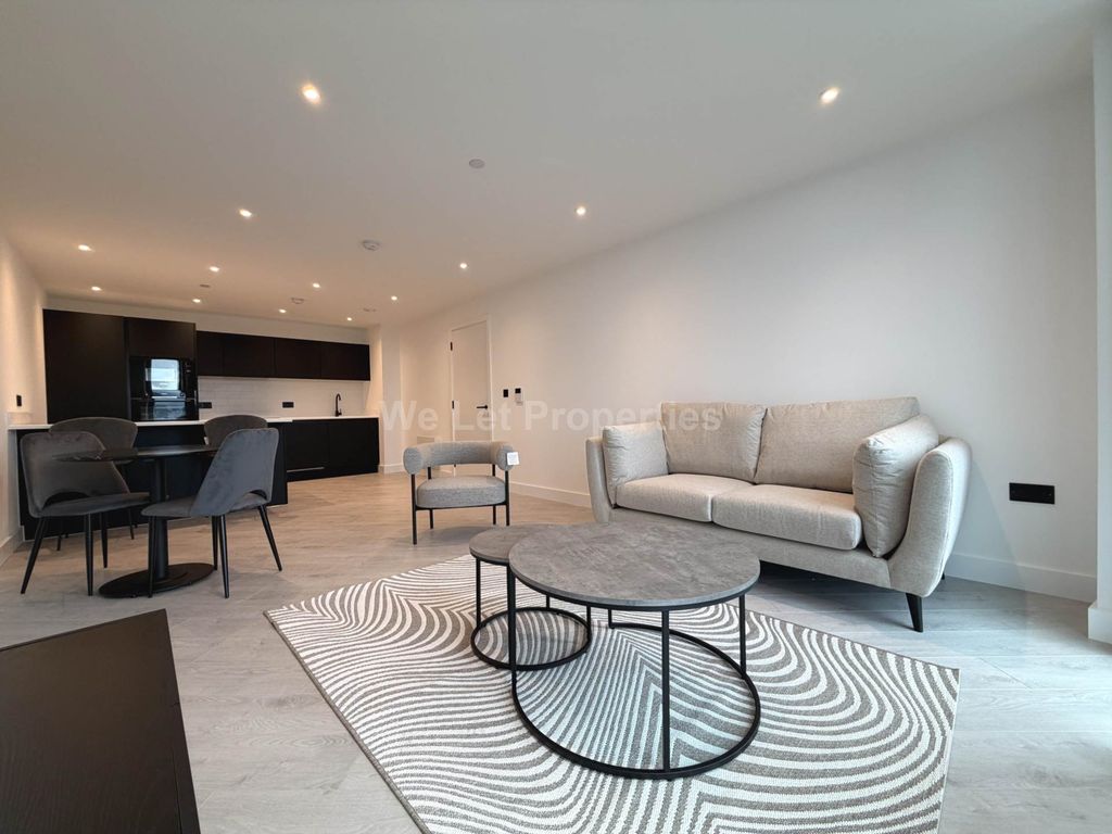 Property photo 2 of 45