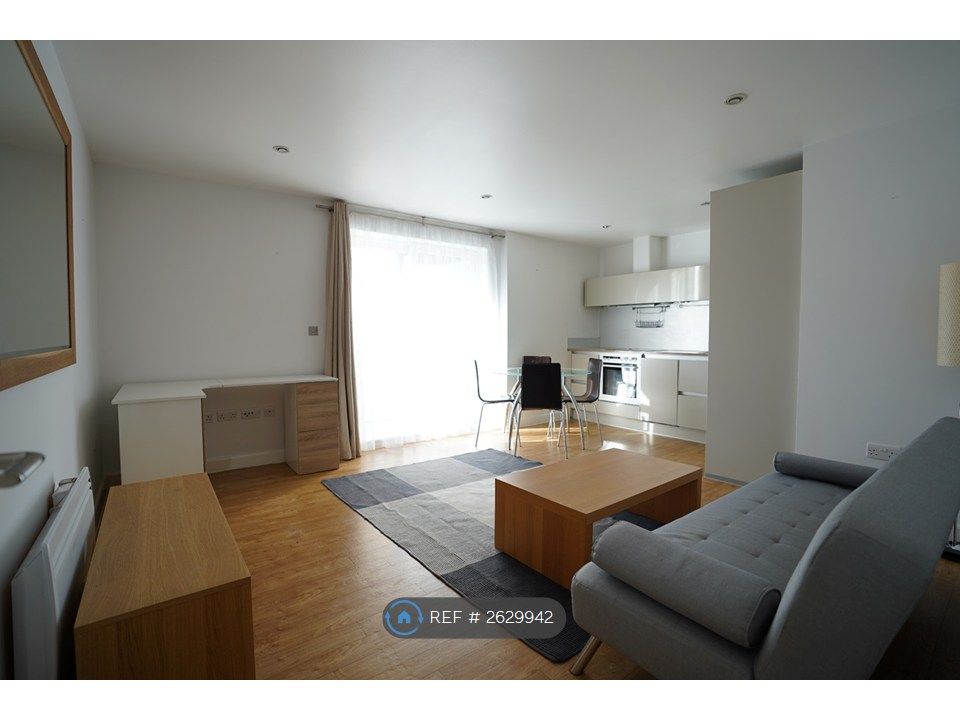 Property photo 2 of 11