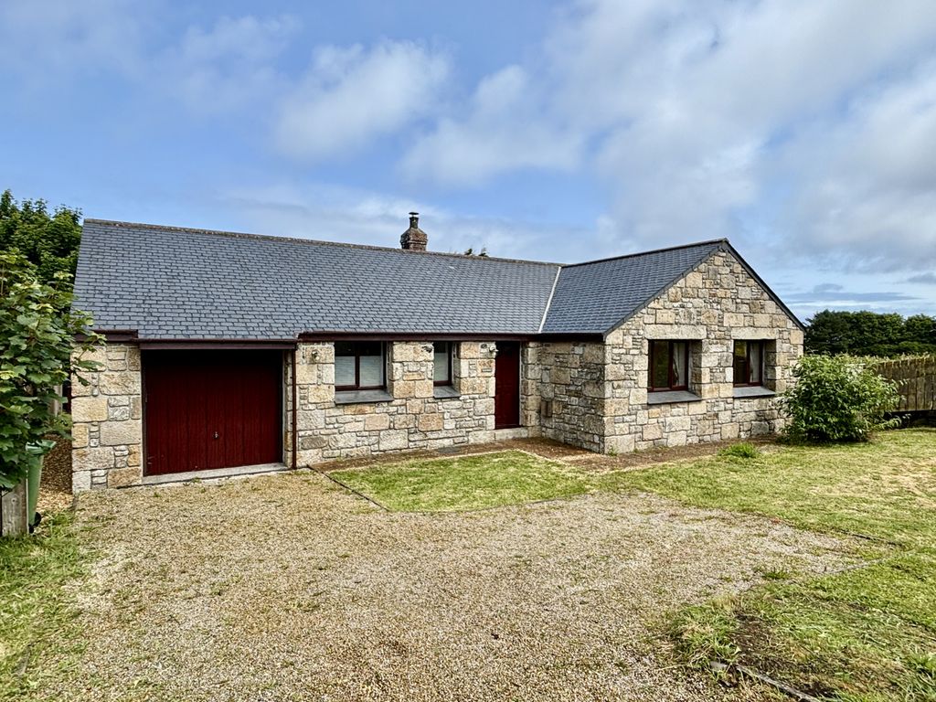 Property photo 1 of 11 3 Bedroom Detached Bungalow For Sale