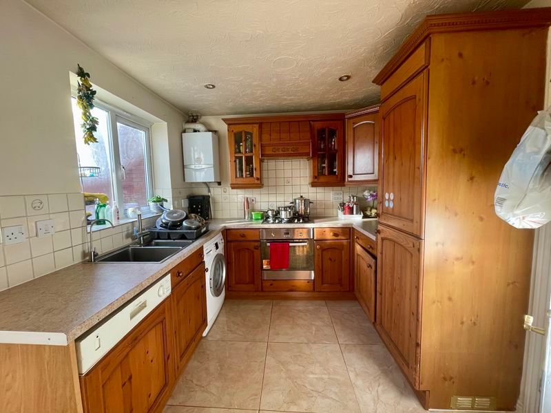 Property photo 3 of 17 Photo 1