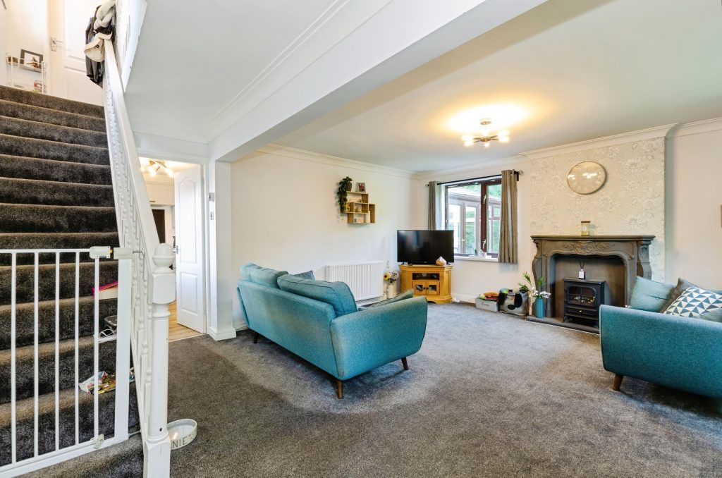 Property photo 3 of 20