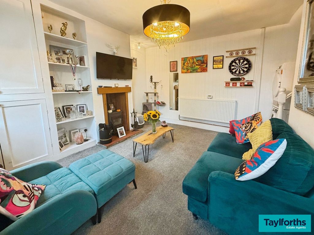 Property photo 2 of 15